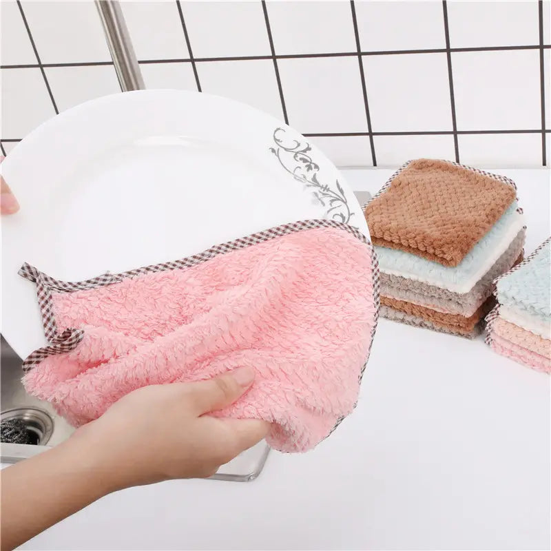 Hangable Double-Sided Coral Fleece Kitchen Wipes