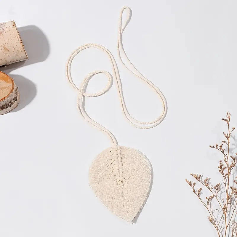 Boho Leaf Macramé Curtain Holder (1 Piece)