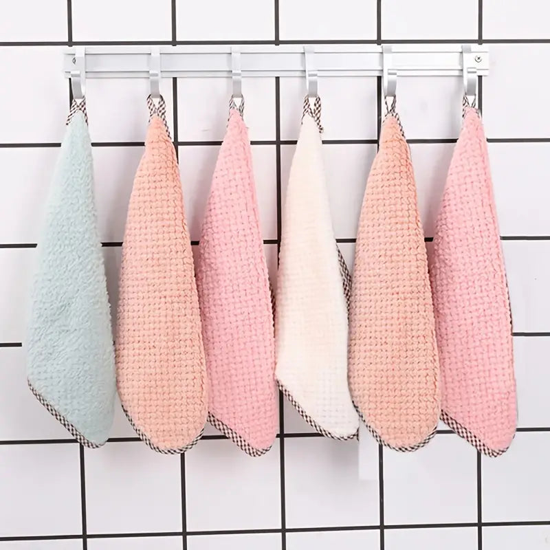Hangable Double-Sided Coral Fleece Kitchen Wipes